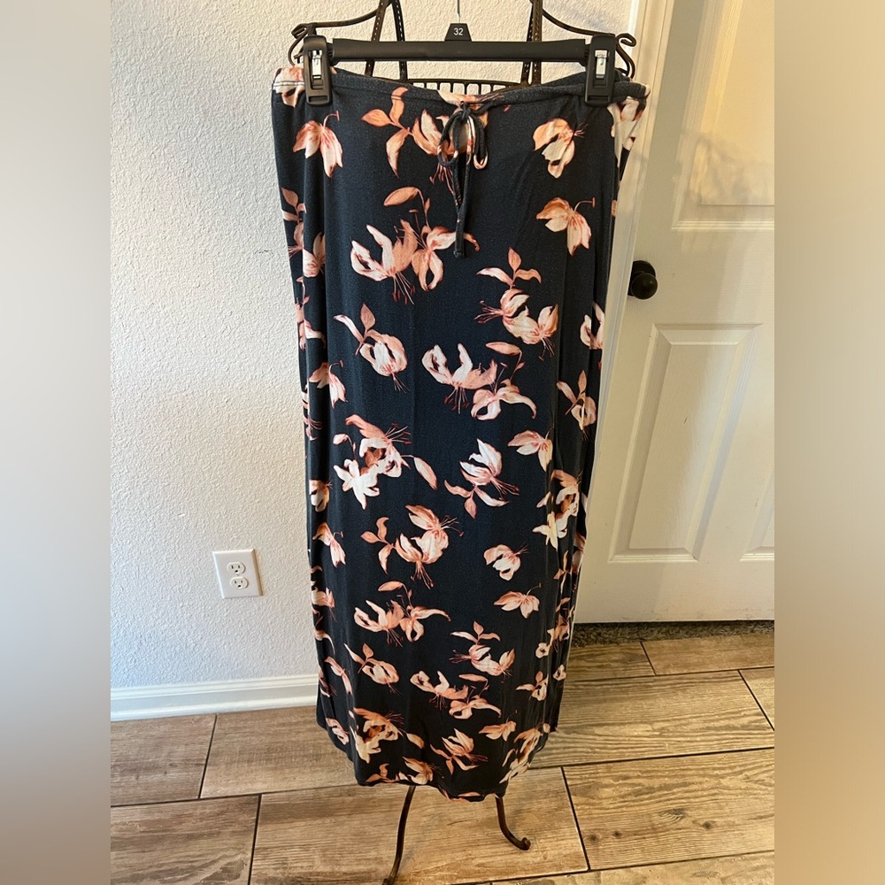Floral maxi skirt